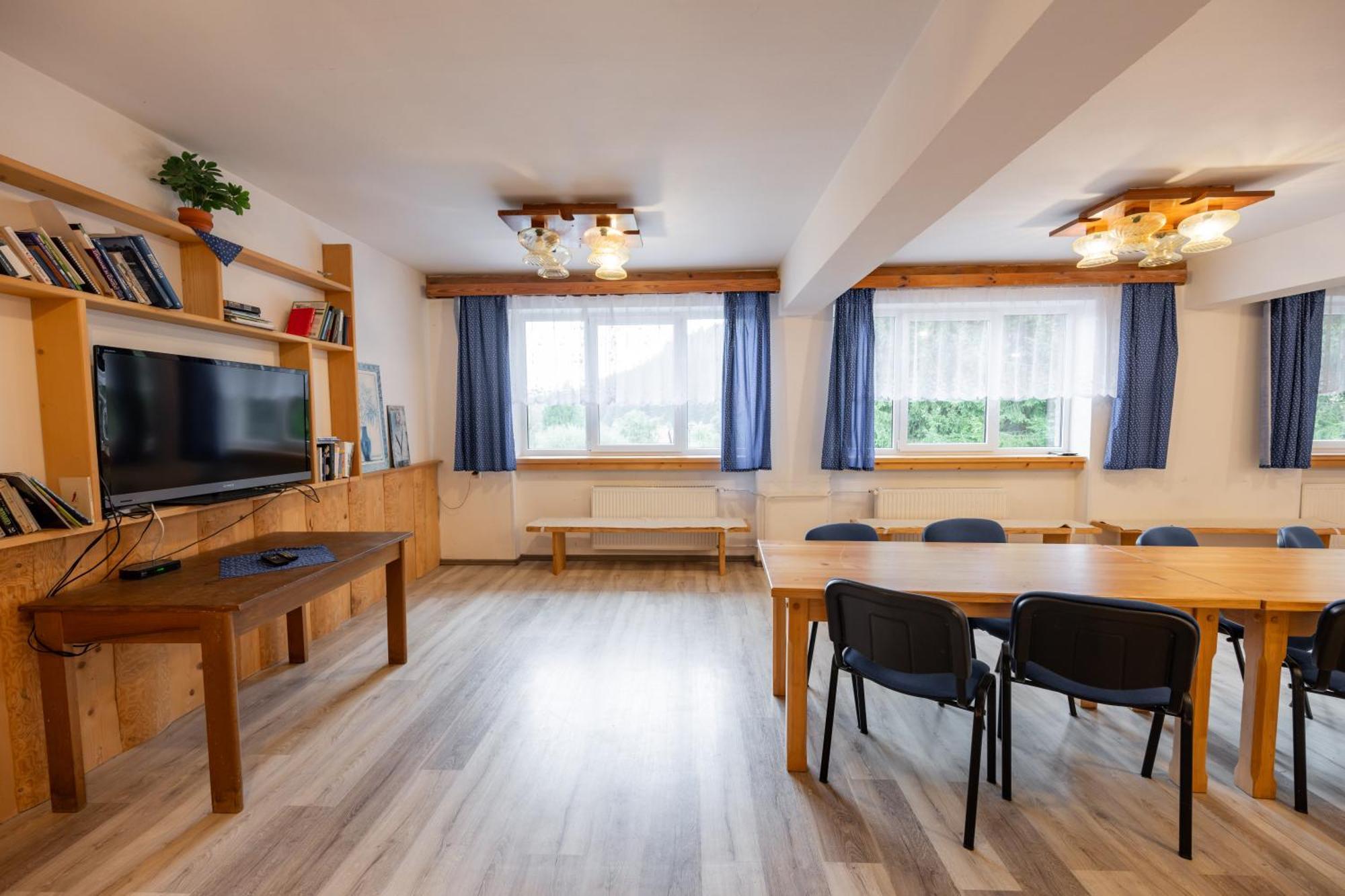 Horsky Hotel Kycerka Velké Karlovice Exteriör bild